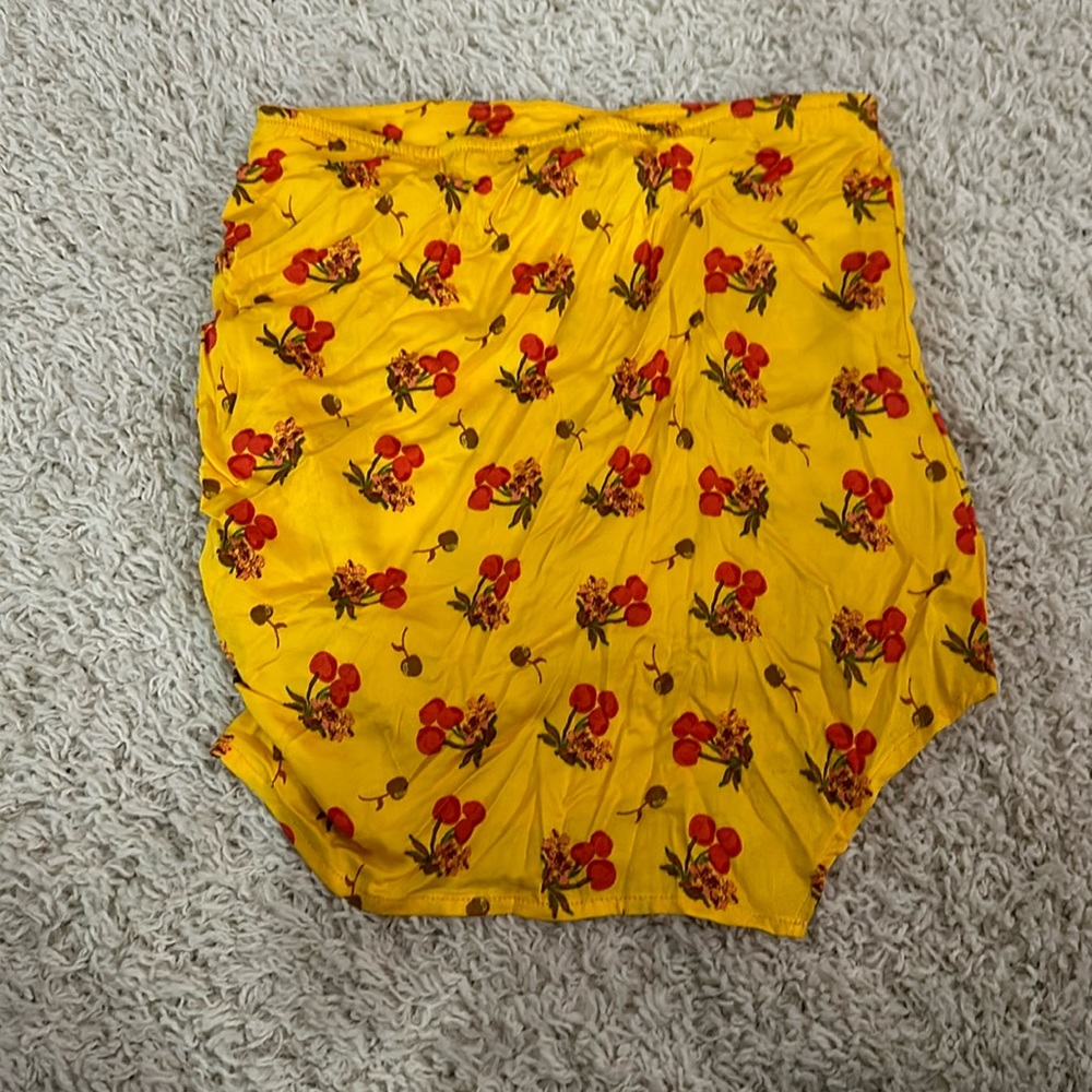 NEVER WORN Urban Outfitters cherry skirt!